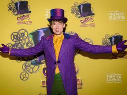 Remko Vrijdag s Willy Wonka in 'Charlie and the Chocolate Factory'