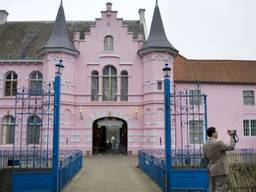 Het omstreden roze kasteel van het land van Ooit (foto: ANP).