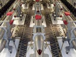De atoombommen in een rek (foto: US Airforce).