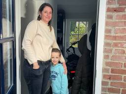 Marjolein en haar zoon Joep hadden een spannende dag (foto: Omroep Brabant)