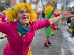 Sfeermaker tijdens Karvanstal 2024 (foto: Alice van der Plas).