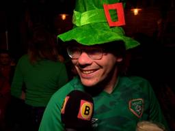 In verschillende Ierse pubs werd Saint Patrick's Day gevierd.