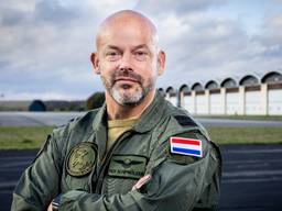Commandant Pier Schipmölder van vliegbasis Gilze-Rijen (foto: Defensie).