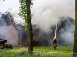 Brand rieten dak Huijbergen