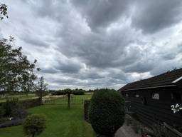 Veel wolken komende week boven Brabant (foto: Henk Voermans).