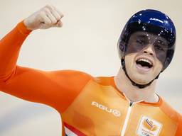 Harrie Lavreysen na het wereldrecord vandaag (foto: ANP).