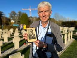 Radek is afgereisd vanuit Polen om de herdenking, 'samen met zijn vader', mee te maken (Foto: Floortje Steigenga).