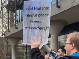 https://api.omroepbrabant.nl/img/f/$width$/$height$/0.5/0.5/bWVkaWEvcHJvZC80NjAxNjM5LmpwZz9zdj0yMDE5LTA3LTA3JnN0PTIwMjAtMDEtMDFUMDAlM0EwMCUzQTAwWiZzZT0yMDQwLTAxLTAxVDAwJTNBMDAlM0EwMFomc3I9YiZzcD1yJnNpZz1ERmd2UGxrcEF2alV0U1piRmF2alclMkYzWTZHSWlHOXMxWCUyQnhJdkslMkJCTHVVJTNE