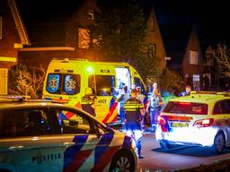 Bewoners overmeesteren inbreker, dief zwaargewond