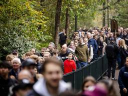 Drukte bij de Efteling na opening Danse Macabre (foto: ANP).