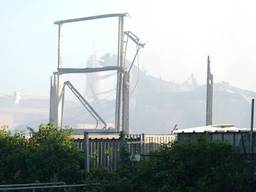 Brand verwoest gebouw Ecco Leather Dongen