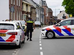 Een jong meisje is dinsdagmiddag ernstig gewond geraakt doordat ze werd aangereden door een auto op de Leijsenhoek in Oosterhout.
