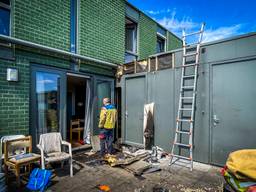 Werkzaamheden met een brander zijn donderdagmiddag uit de hand gelopen. Daardoor onstond brand bij een huis aan de Egelstraat in Eindhoven.
