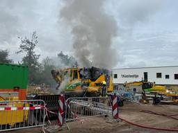 De graafmachine op de bouwplaats in Vught (Foto: Persbureau Heitink.)