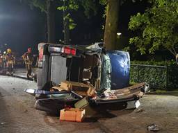 Zwaargewonde bij crash auto Wernhout