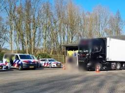 De overtredingen die bij de controle werden ontdekt, liepen erg uiteen (foto: Team Verkeer Zeeland-West Brabant).
