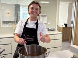 Soephelden van TikTok koken voor ouderen