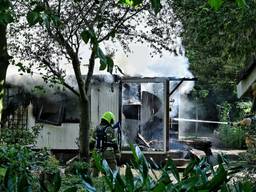 Twee zwaargewonden bij brand in chalet, gasexplosie blijkt oorzaak