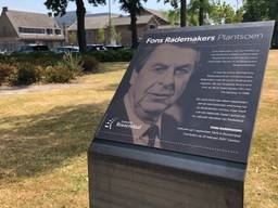 Informatiebord over Fons Rademakers (foto: Willem-Jan Joachems)