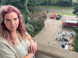 Manon heeft dumpplek voor haar flat