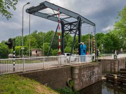 Zo zag de brug eruit voordat deze beschadigd raakte (foto: ANP).