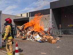 Brand in container van kringloopwinkel