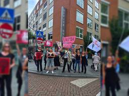 Odet (uiterst rechts) vorige week bij de protestmars tegen femicide in Rotterdam (foto: Dolle Mina's Eindhoven).