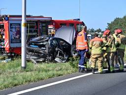 Twee kinderen en volwassene zwaargewond bij ernstig ongeluk op de A58