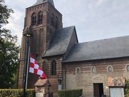 https://api.omroepbrabant.nl/img/f/$width$/$height$/0.5/0.5/bWVkaWEvcHJvZC80NzQ3NjQxLmpwZz9zdj0yMDE5LTA3LTA3JnN0PTIwMjAtMDEtMDFUMDAlM0EwMCUzQTAwWiZzZT0yMDQwLTAxLTAxVDAwJTNBMDAlM0EwMFomc3I9YiZzcD1yJnNpZz04M1pGTEZkV2hPZjNHQU5LaDRxZDJNcFhMajN3c3EzUzlCQ0hFQlF5RktNJTNE