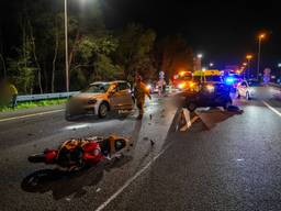 Ongeluk met meerdere auto's en motor, A58 dicht richting Eindhoven