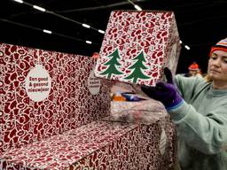Steeds meer werkgevers kiezen voor luxeproducten in het kerstpakket (foto: ANP).