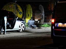 Koperdieven opgepakt door undercoveragenten, buit is te zwaar voor busje