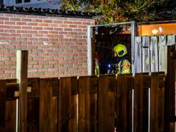 Aan de Schapendreef in Oss vatte een fietsaccu vlam (foto: Lucas Lammers/Persbureau Heitink).