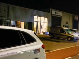 Overval op telefoonwinkel in Uden