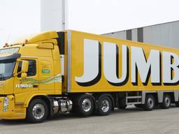 Distributie-medewerkers reigen nu ook met stakingen.