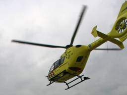 Ook de traumahelikopter kwam op het ongeluk af (Foto: ANP)