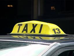 De taxichauffeurs blokkeerden de Haven in Breda.