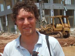 Oorlogsfotograaf Jeroen Oerlemans uit Vught doodgeschoten in Libië
