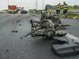 Zwaar ongeluk met vliegend motorblok op A2 bij Eindhoven