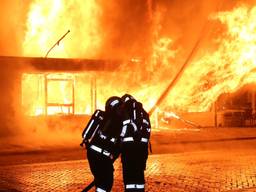 Grote brand in winkelcentrum Selissen Boxtel