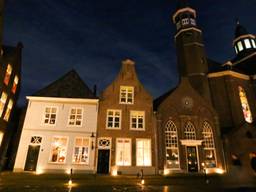 Monumentale pandjes verlicht