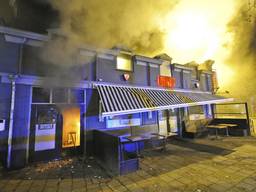 Brand café Ditisit Valkenswaard is aangestoken