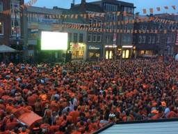 Duizenden Brabanders vieren feest na overwinning Oranje tegen Costa Rica