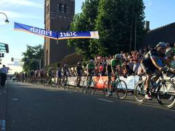 Niki Terpstra wint Acht van Chaam, Marianne Vos zegeviert bij de vrouwen 