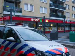 Overval op Spar in Dongen. (foto: Marcel van Dorst/SQ Vision Mediaprodukties)