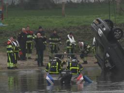 Hoofofficier van dienst Wim Jansen over de zoektocht naar de auto die aan de overkant van de Maas bij Cuijk te water raakte