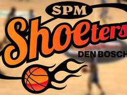 Coach Sam Jones van SPM Shoeters is tevreden na de eerste winstpartij in de play-offs