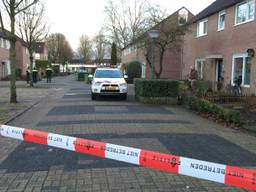 Man neergestoken op Cranendoncklaan in Budel (Foto: Hans van Hamersveld / SQ Vision)