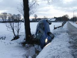 Ongeluk in Rijsbergen (foto: Alexander Vingerhoeds/Obscura Foto)