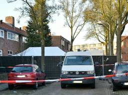 Onderzoek in Jan Scharpstraat in Tilburg. (foto: Jack Brekelmans / Persburo-BMS)